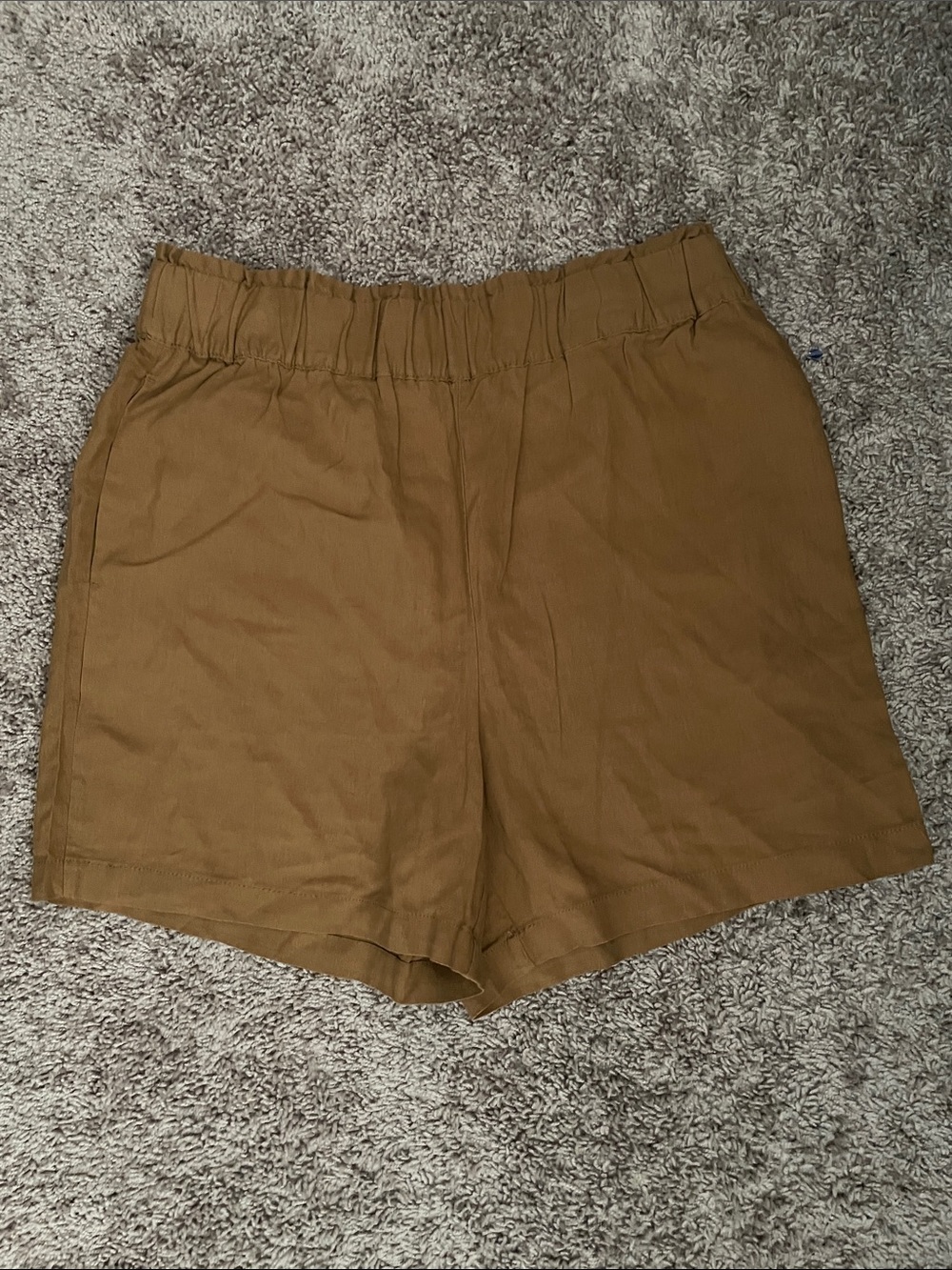 High-Waist Casual Pull-On Shorts in Brown